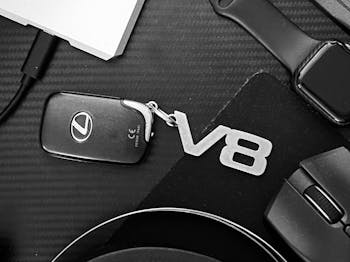 V8
