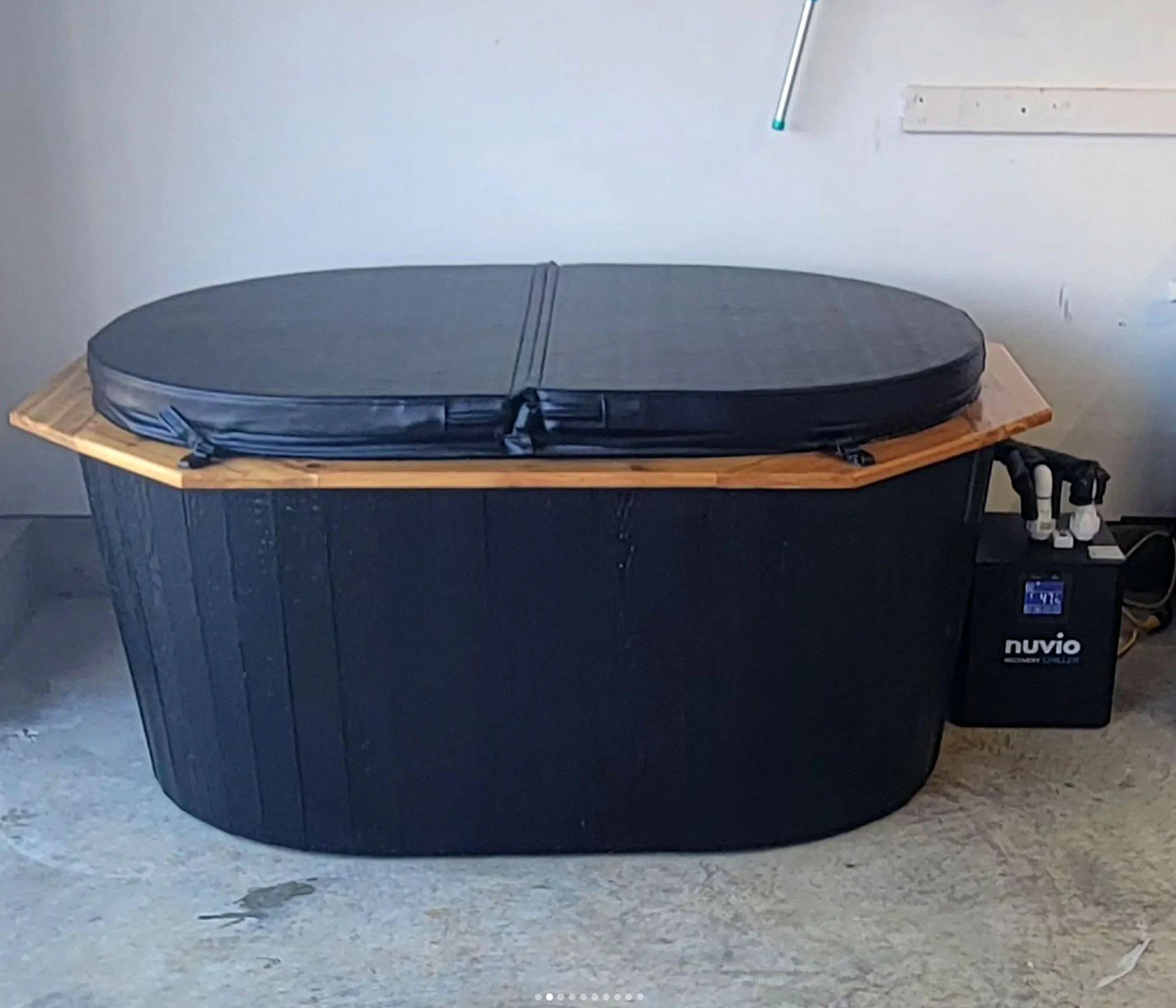 Insulated Cover for Rubbermaid Stock Tank Cold Plunges - DIY Cold Plunge