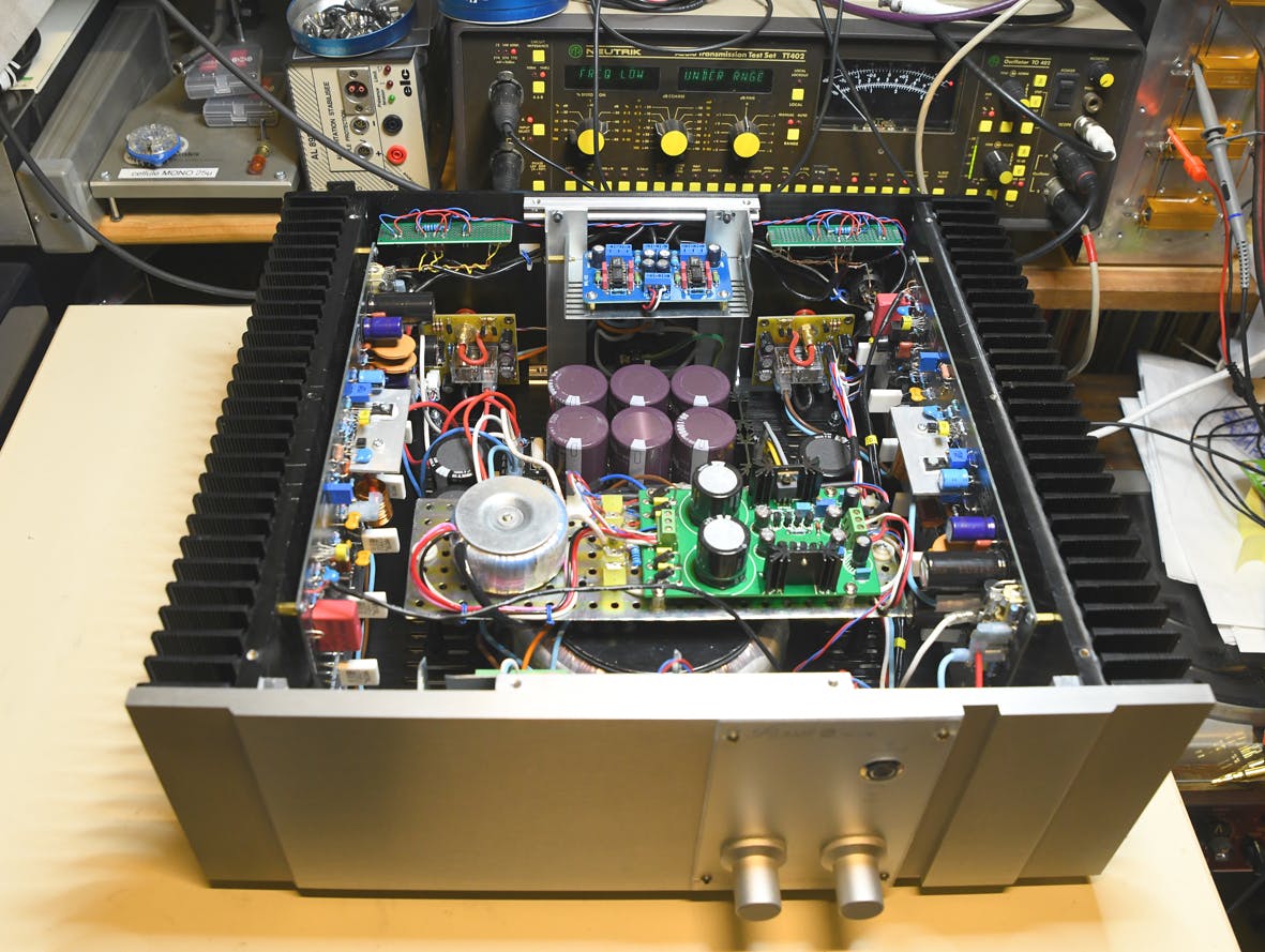 The DiyAB "Honey Badger" Class AB Power Amp - 150W/Channel – The ...