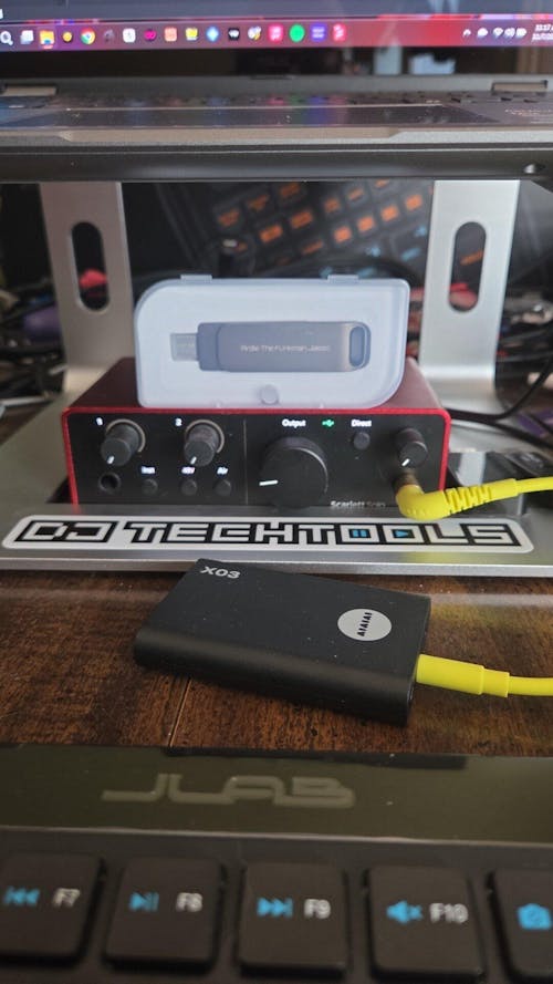 Chroma USB Drive for DJs