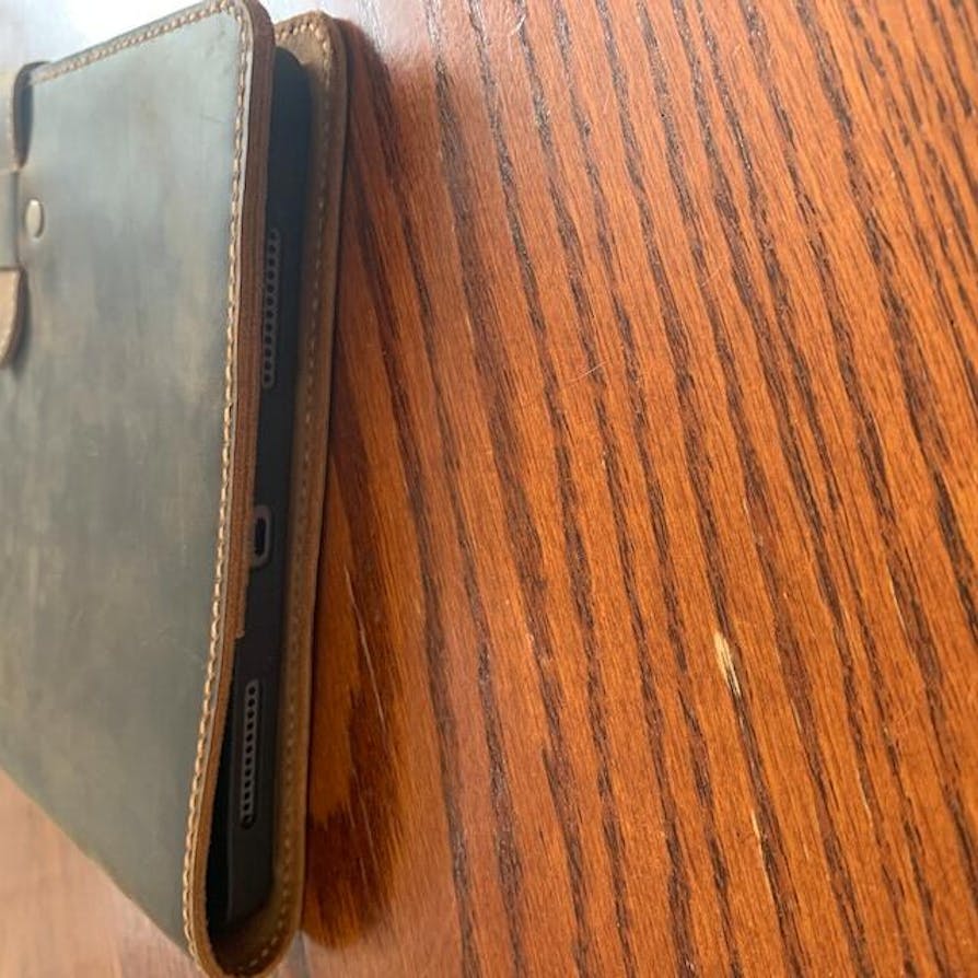 Brown goatskin iPad case - Luxury leathergoods