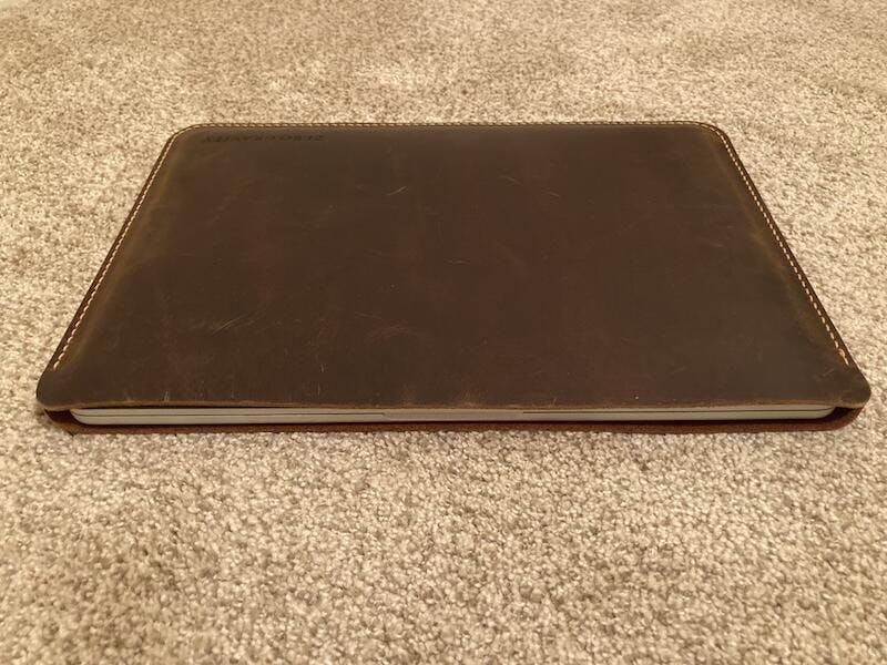 Handmade leather new macbook pro M5 M4 sleeve case for 14 16 inch