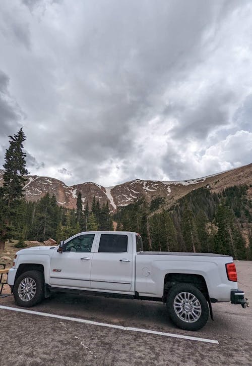 Doc's Diesel Chevrolet/GMC 6.6L Duramax SRW Front and Rear Brake Pads and Rotors Kit 2011-2019