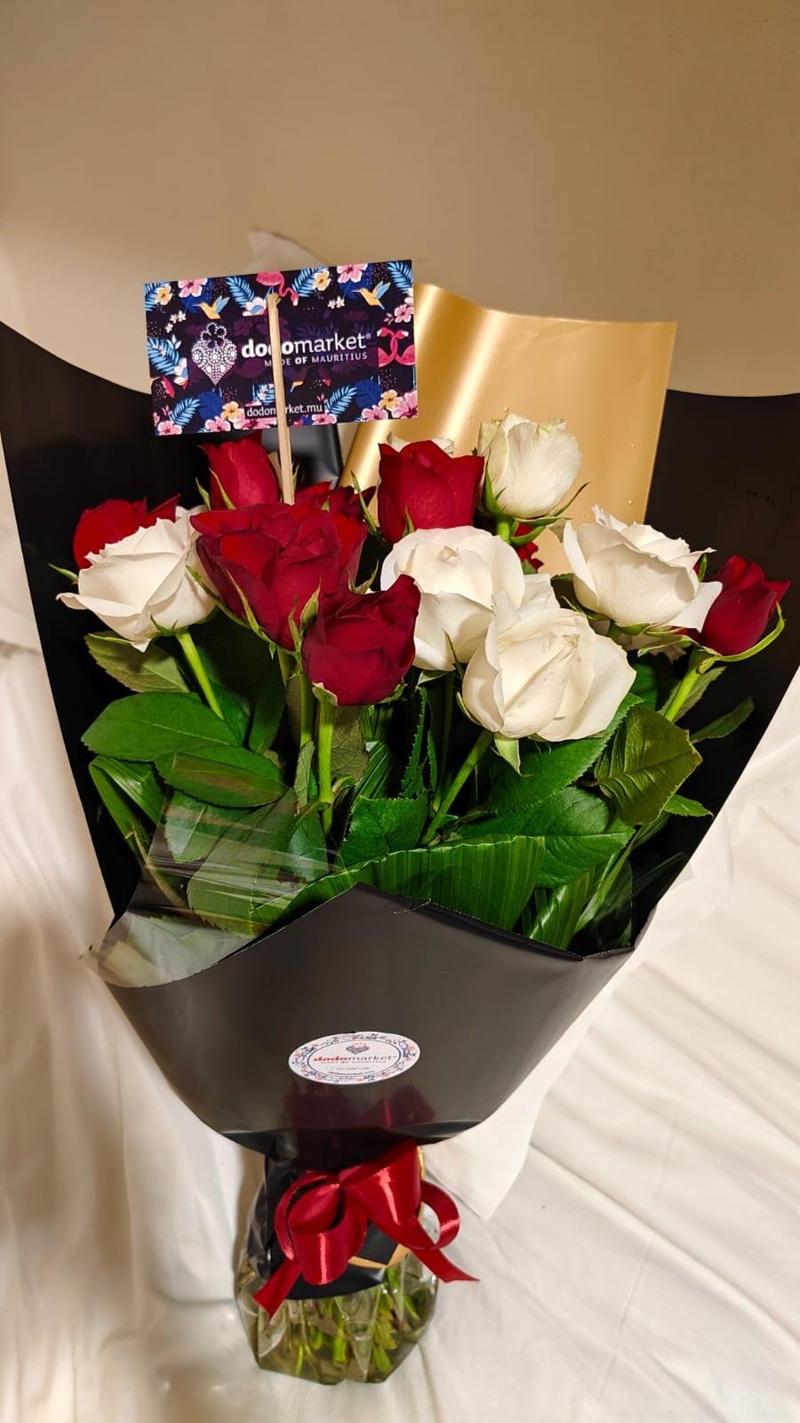 Luxury Roses Bouquet Sameday Flowers delivery Mauritius
