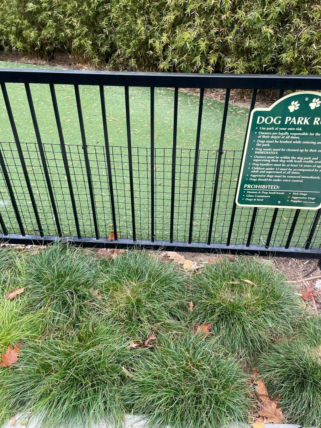 Fence Gap Blocker for Dogs Wire Mesh Gap Cover Dog Proofer