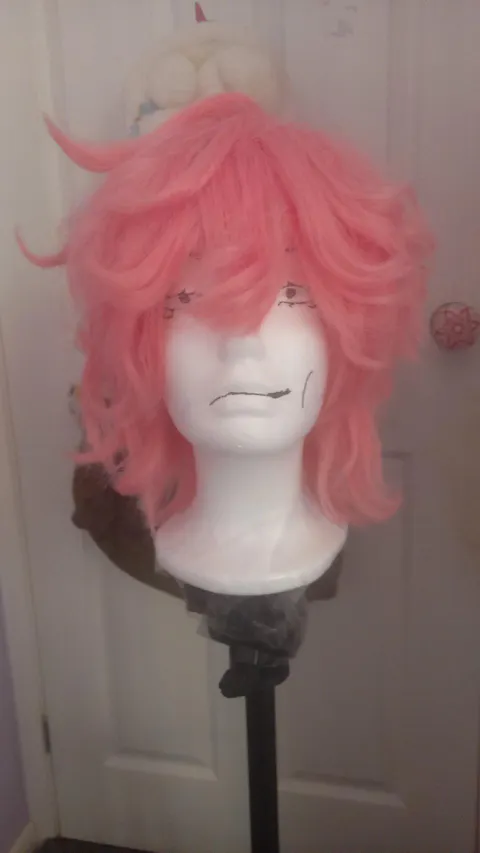 【Partially Ready For Ship】【Small Area Front Lace】DokiDoki Music Video Cosplay Wig / Eyelashes Women Long / Short Curly Gradient Pink Hair