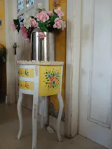 Serene Daisy Round Wooden Table