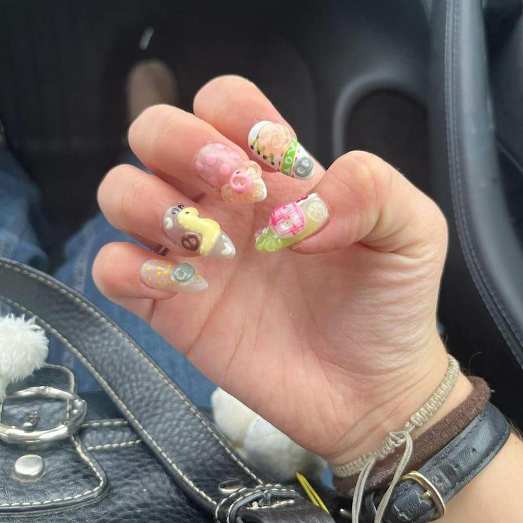 Kawaii Pastel Button Fake Nails | Pastel Plaid Nail Art | Pastel Spring-Themed Press Ons | Adorable Snails & Pastel Charm Nails | HB712YC