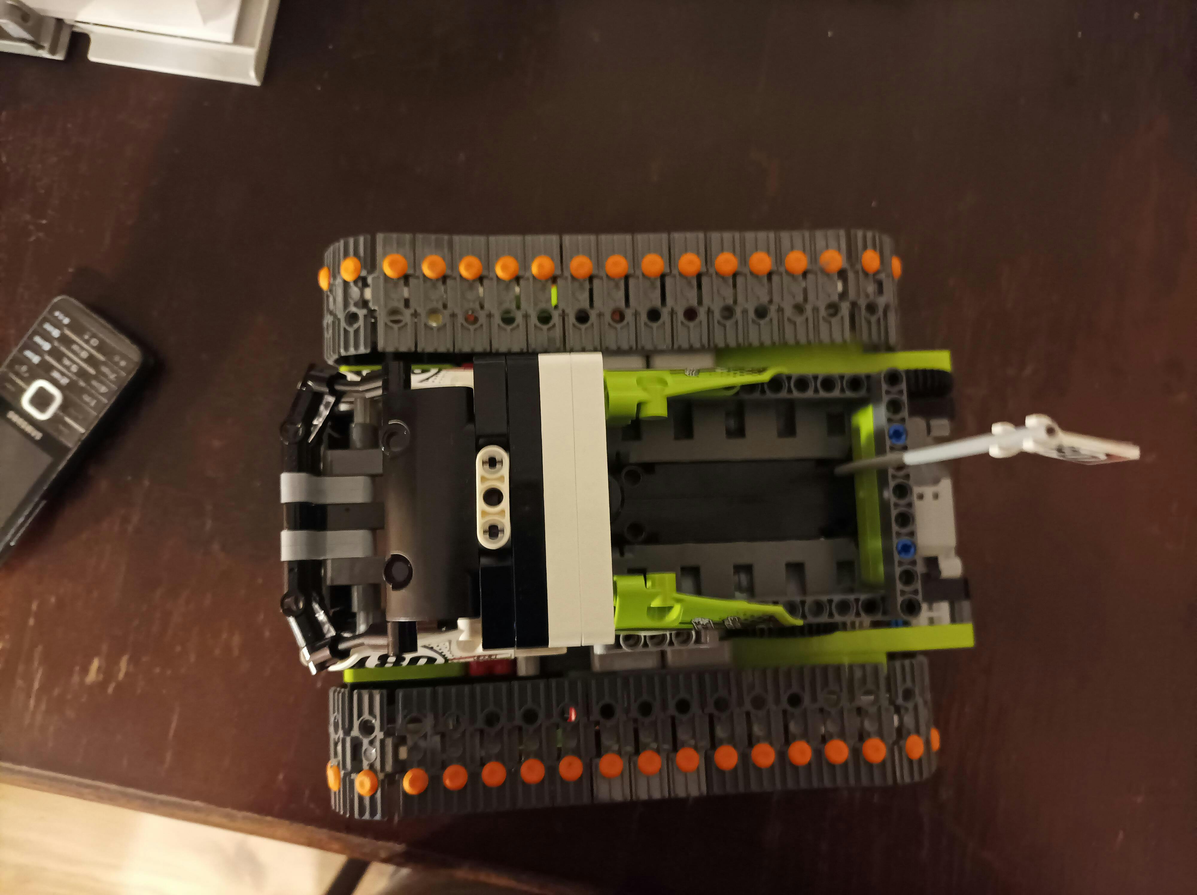 CaDA Bricks Technic Pin Long with Friction Ridges 4L | JH2103*100