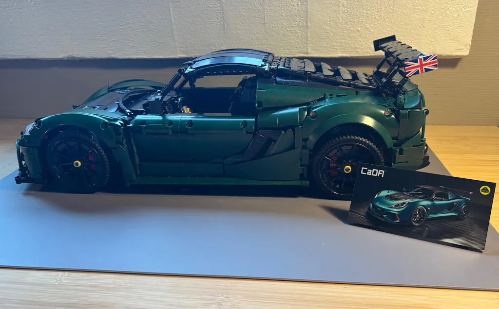 CaDA 1:8 Lotus Cars Exige Cup 430 1:8 Technic C61511W