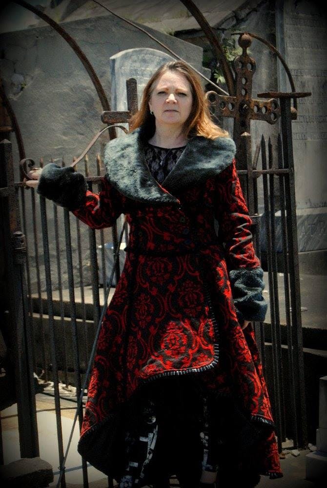 Crimson Evil Queen Coat – DraculaClothing