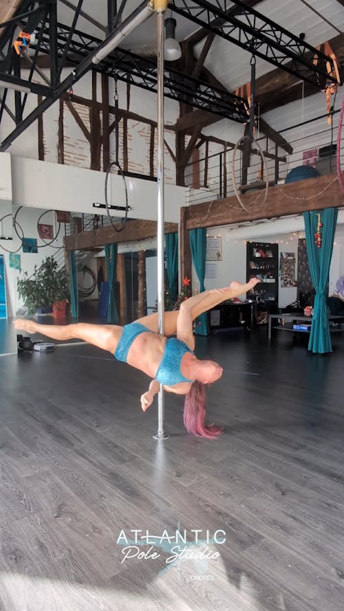 Velvet sports bra - Nicole