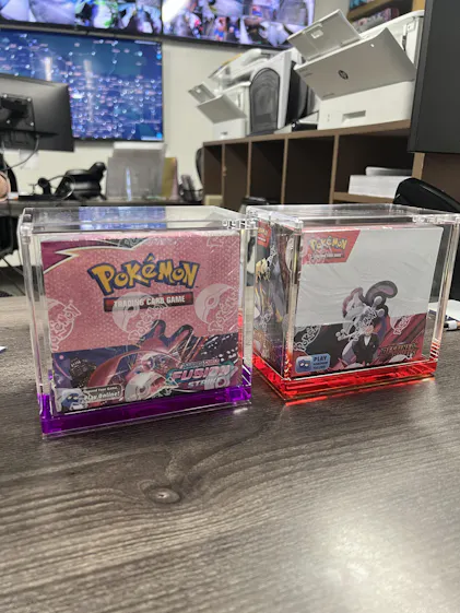 Dragonscale | WYRMPRISM AB140 Acrylic Display Case | Pokmon Booster Boxes Dragonscale | Collectors Cases & Supplies Dragonscale | WYRMPRISM AB140 Acrylic Display Case | Pokmon Booster Boxes Dragonscale | Collectors Cases & Supplies