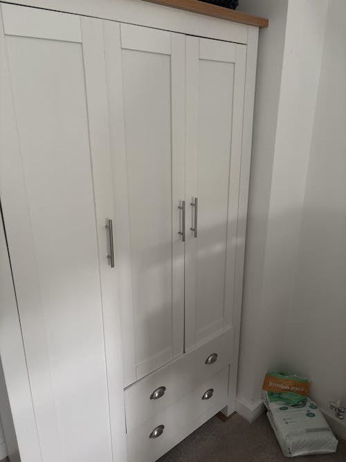 Shaker Triple Wardrobe With Shelves And Drawers