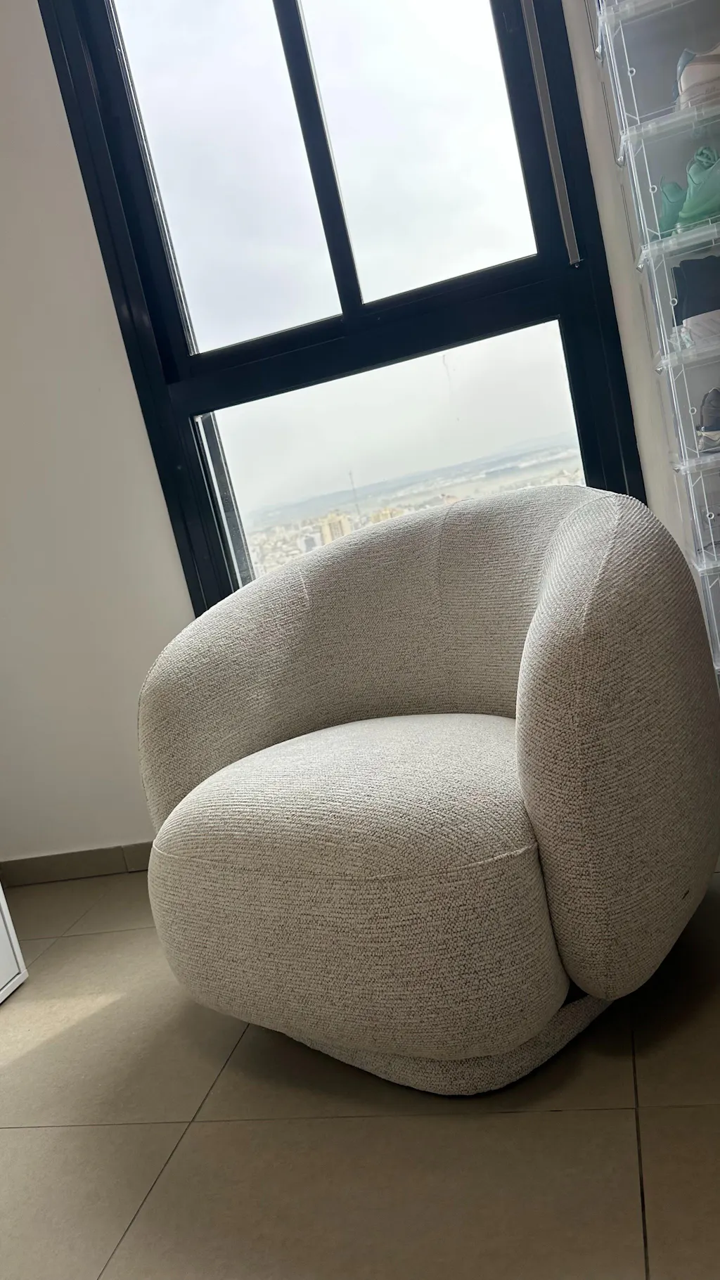 כורסה מסתובבת עם הדום - פינת ישיבה Cloudy Lounge