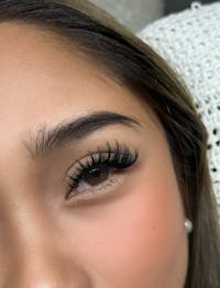 Maxtention Lash Adhesive