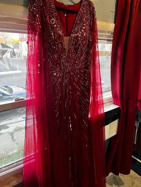 Luxury Dubai Sage Green Evening Dresses with Cape SS399