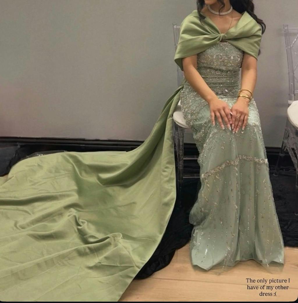 Luxury Dubai Evening Dress with Cape Long Party Gowns SS238B