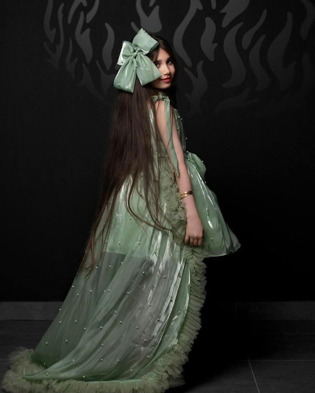 Bowed Lace Up Satin Flower Girl Dress With Trailing J546