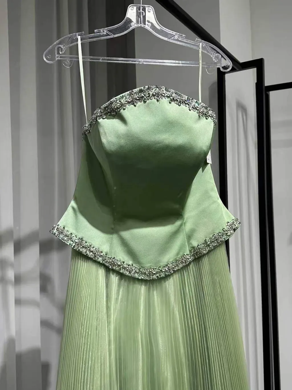 Elegant Strapless Chiffon Pleated Evening Dress with Crystal Trim Corset SS789