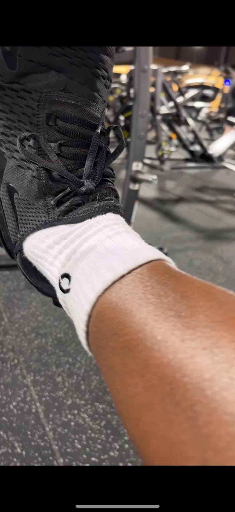 All-Day Performance Cushioned Mid-Crew Sock - White