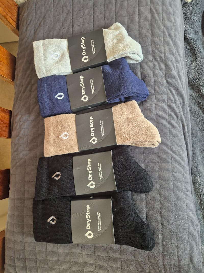 All-Day Performance Cushioned Crew Sock - Black