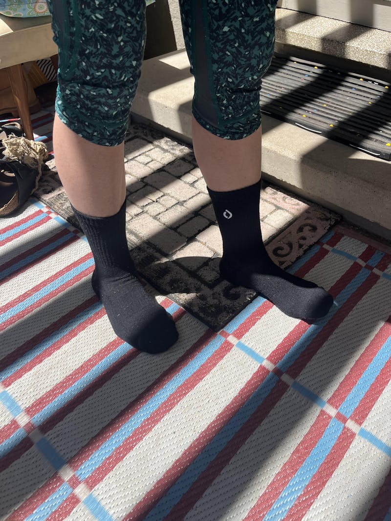 All-Day Performance Cushioned Mid-Crew Sock - Black