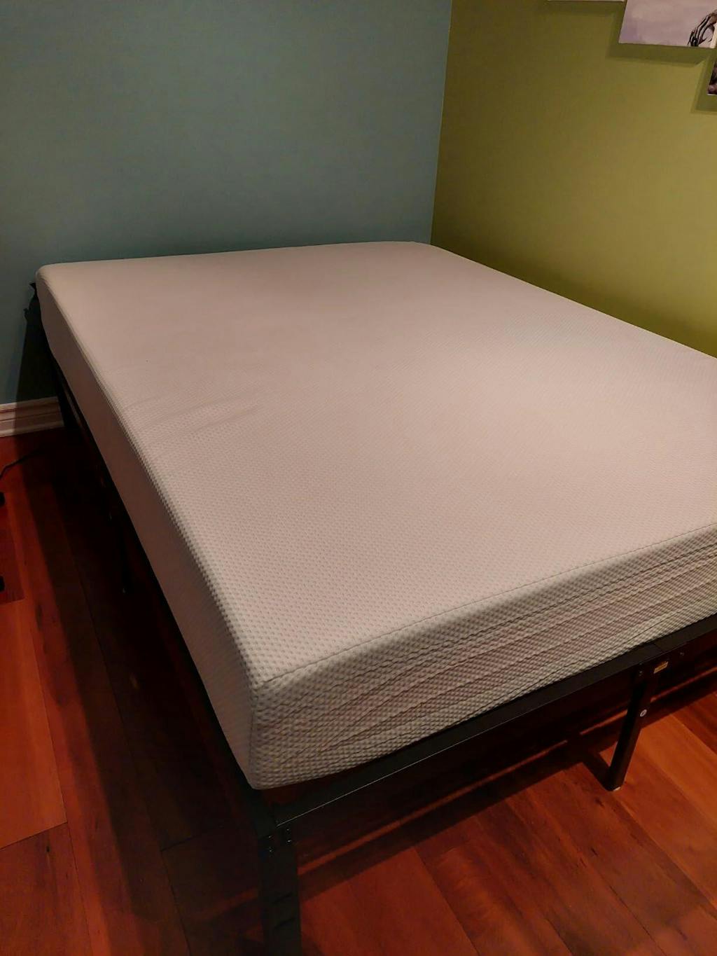 King Size 12 Inch Cooling Gel Memory Foam Mattress - DSARD