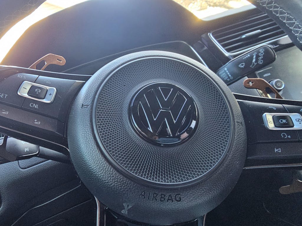 Black VW Airbag Emblem for VW Golf MK7 MK7.5