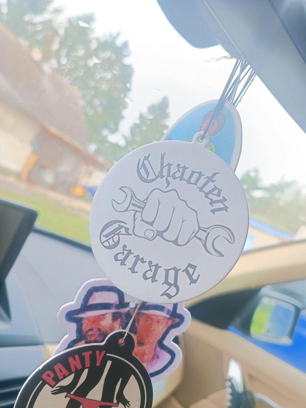 10 - 20.000 Duftbäume mit Ihrem Logo oder Motiv (auch Bilder möglich)