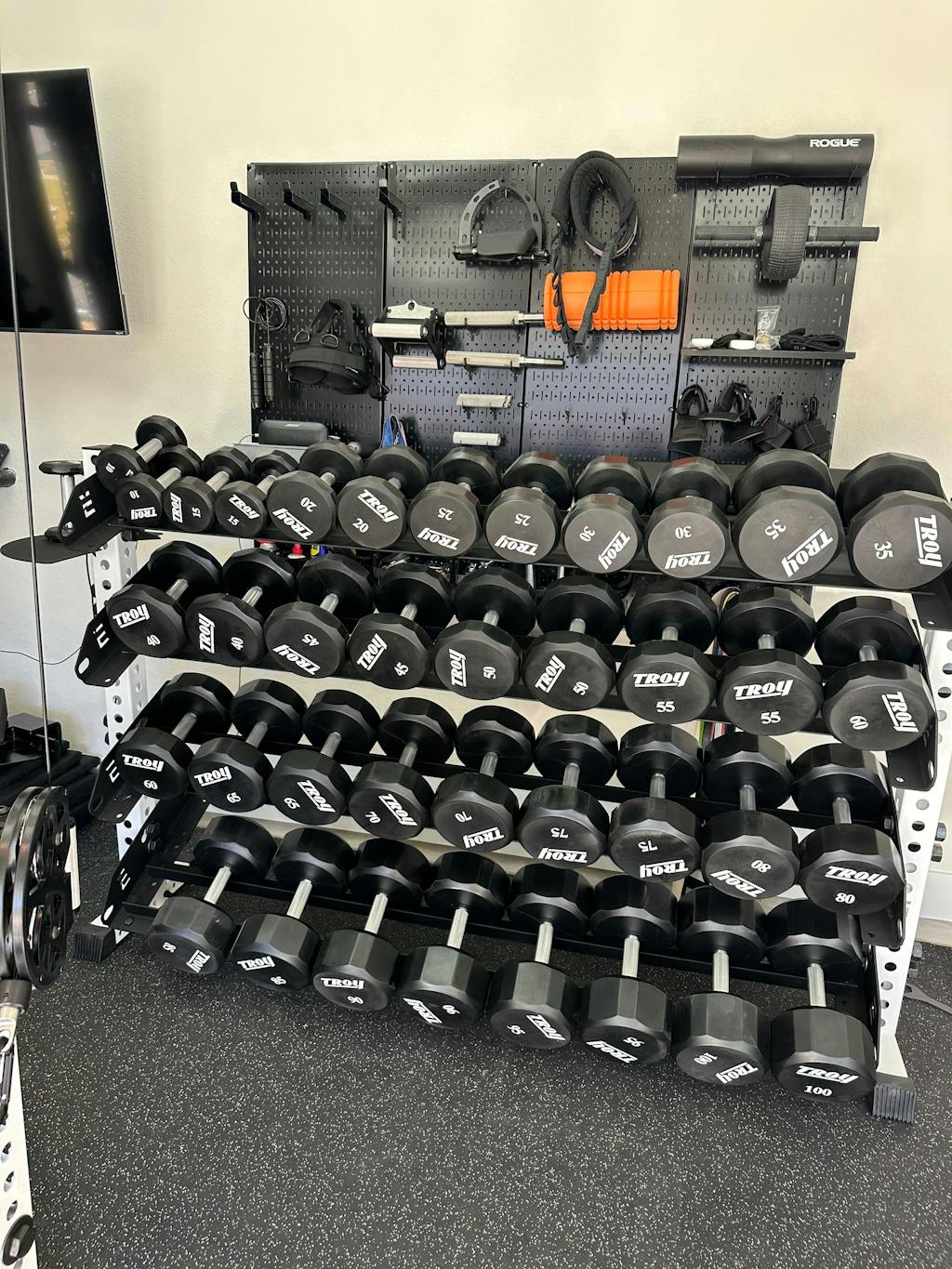 TROY PFDC-C  Pro-Style Black Dumbbell Contoured Handle & Chrome Endcaps