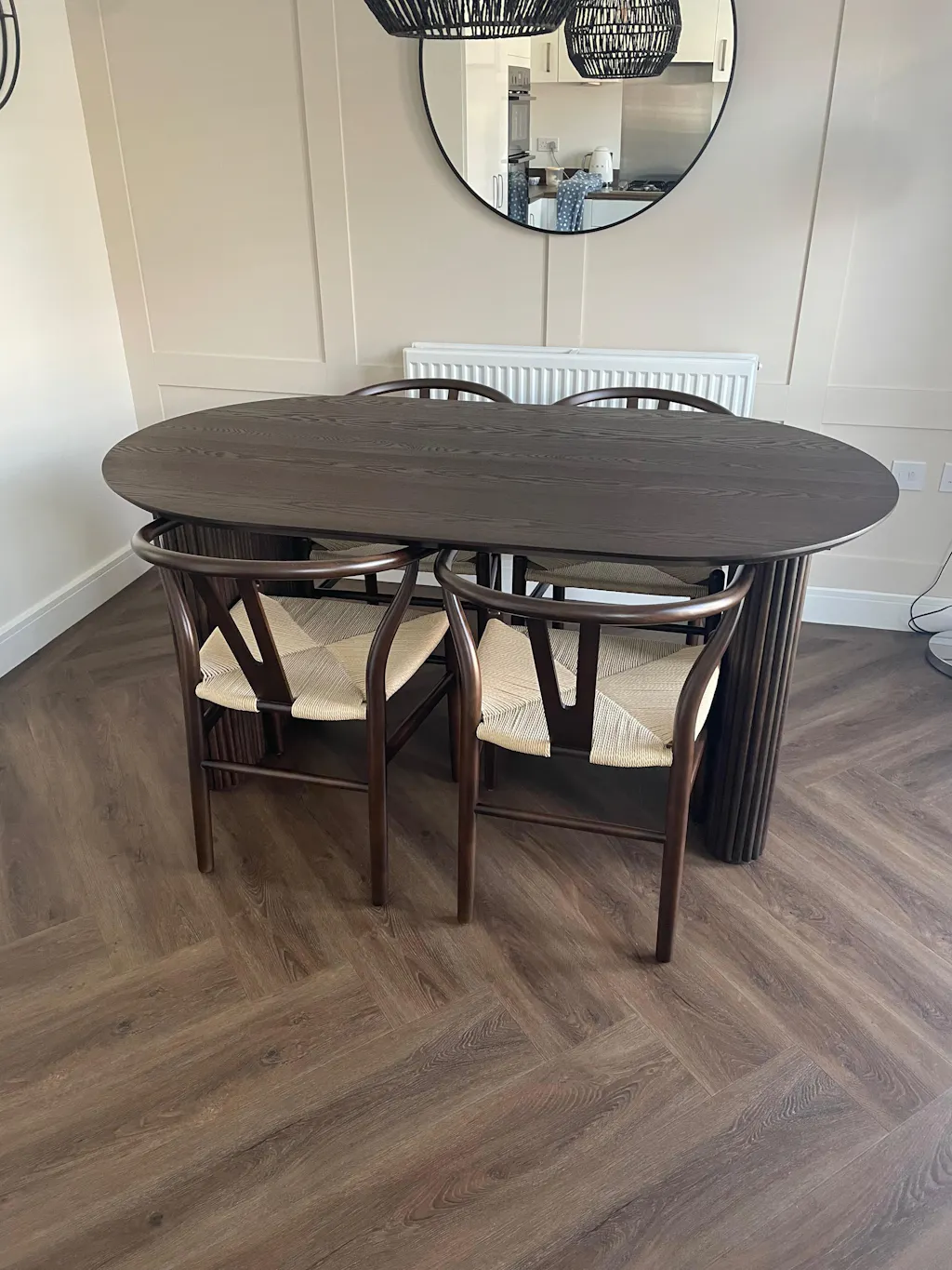Hattie Panel Oval 4-6 Seater Dining Table - Black – DUSK