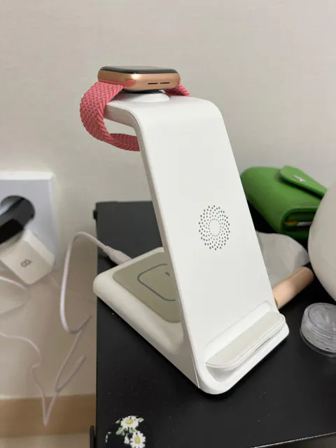 3-in-1 Apple Ladestation für iPhone, Watch & AirPods