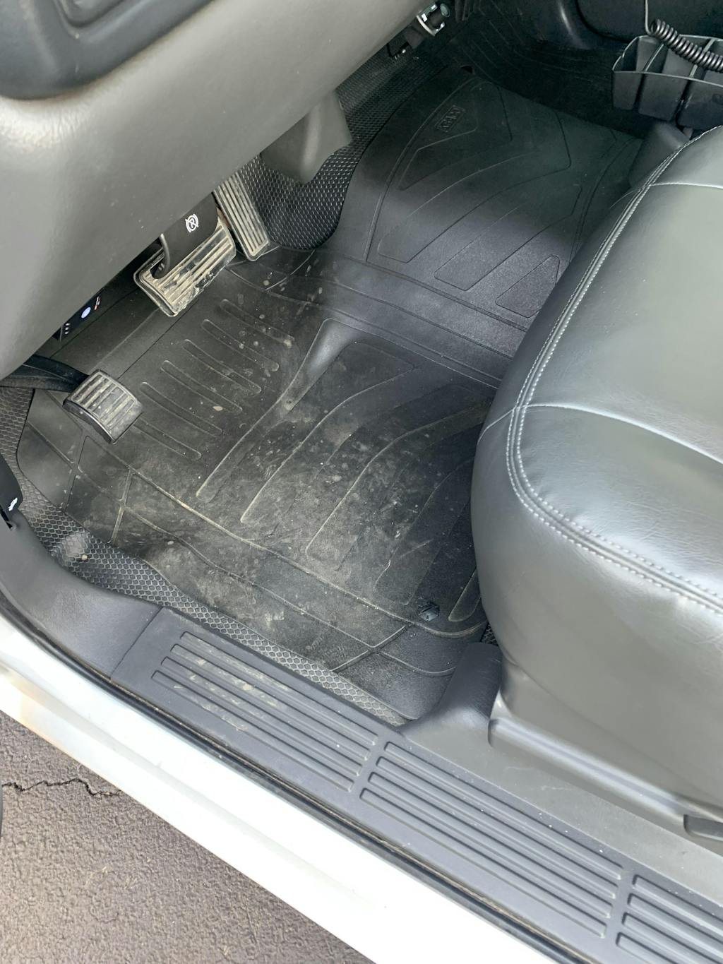 Floor Mat Clips for all car mats Eagle Klaw