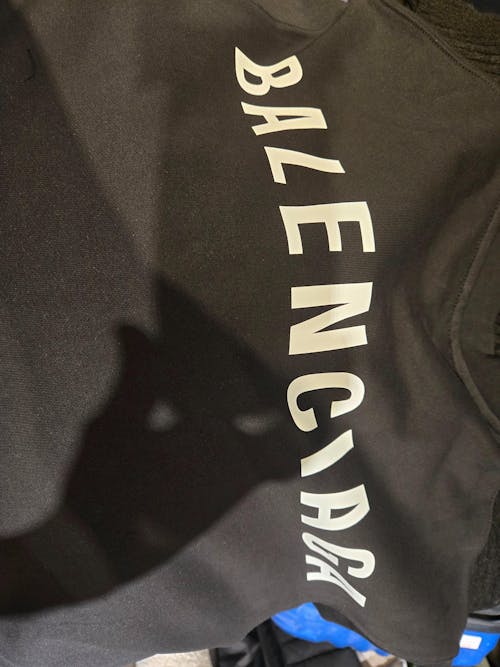 [국내배송] 발렌시아가 백로고 맨투맨 2color