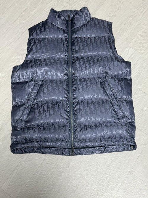 디올 옴므 오블리크 자카드 패딩 조끼 다크네이비