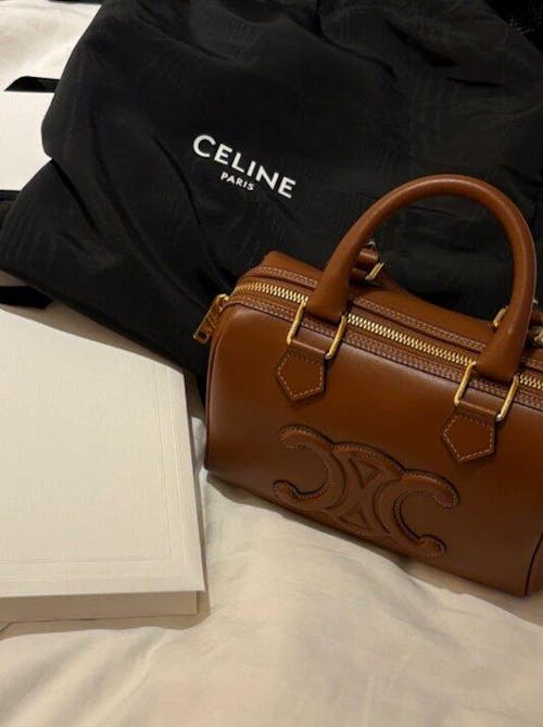 셀린느 스몰 퀴르 트리오페 보스턴백 탠