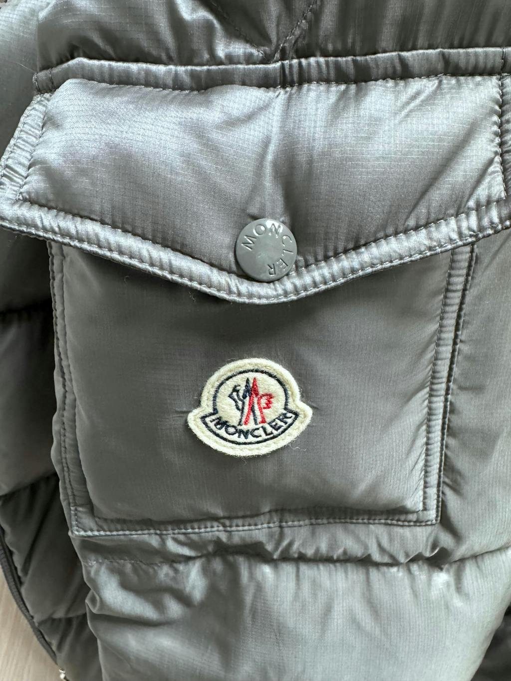 몽클레어 쿠예르 후드 다운 재킷 3color