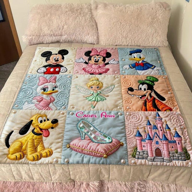Friends - Personalized Mouse Blanket