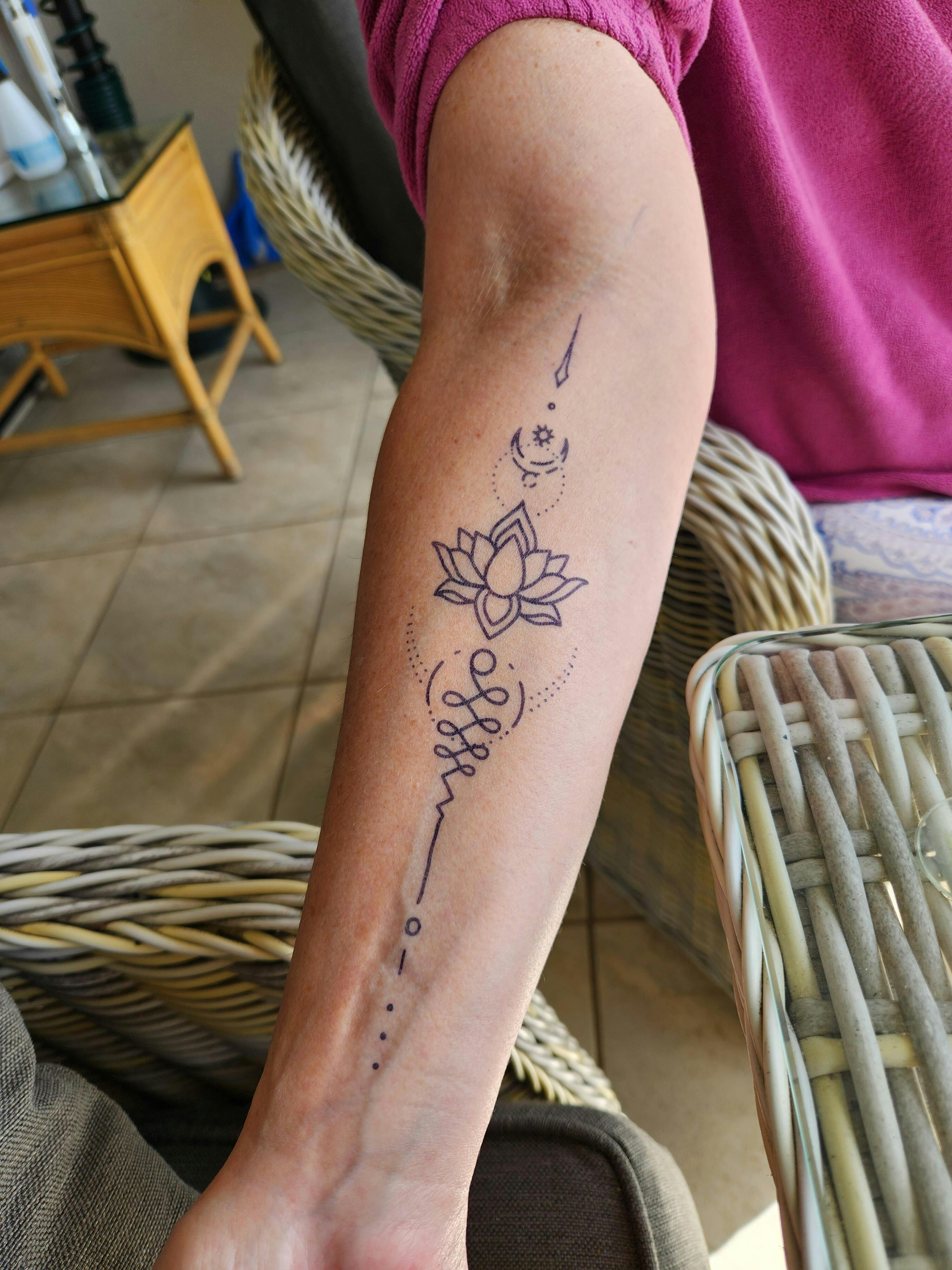 Fine Line Unalome Lotus Temporary Tattoo set of 3 - Etsy