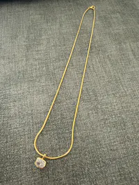 Ella Bezel Radiant Necklace