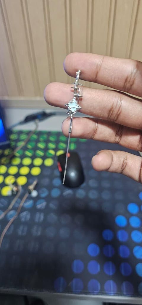 Eclipse Shard Ear Cuff