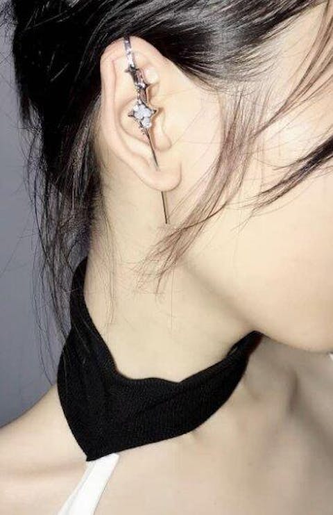 Eclipse Shard Ear Cuff