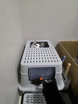Enclosed Stainless Steel Cat Litter Box