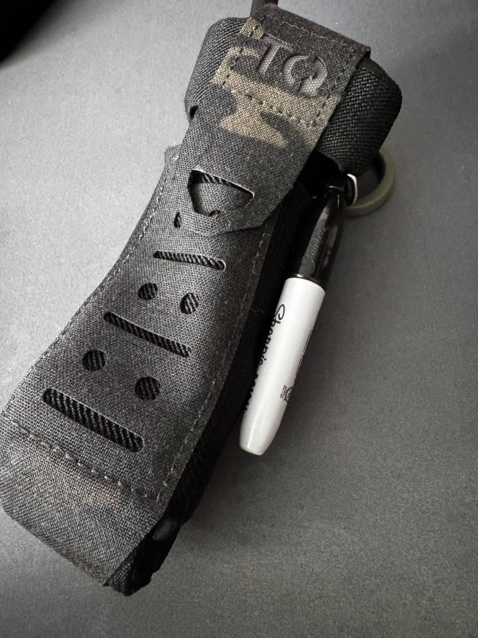 Heroclip Mini — універсальний карабін-гачок для EDC | EDC.DAY