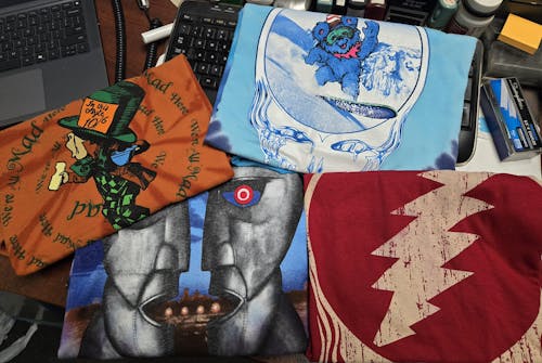 Box of Rain (Mystery Tee 4-Pack)