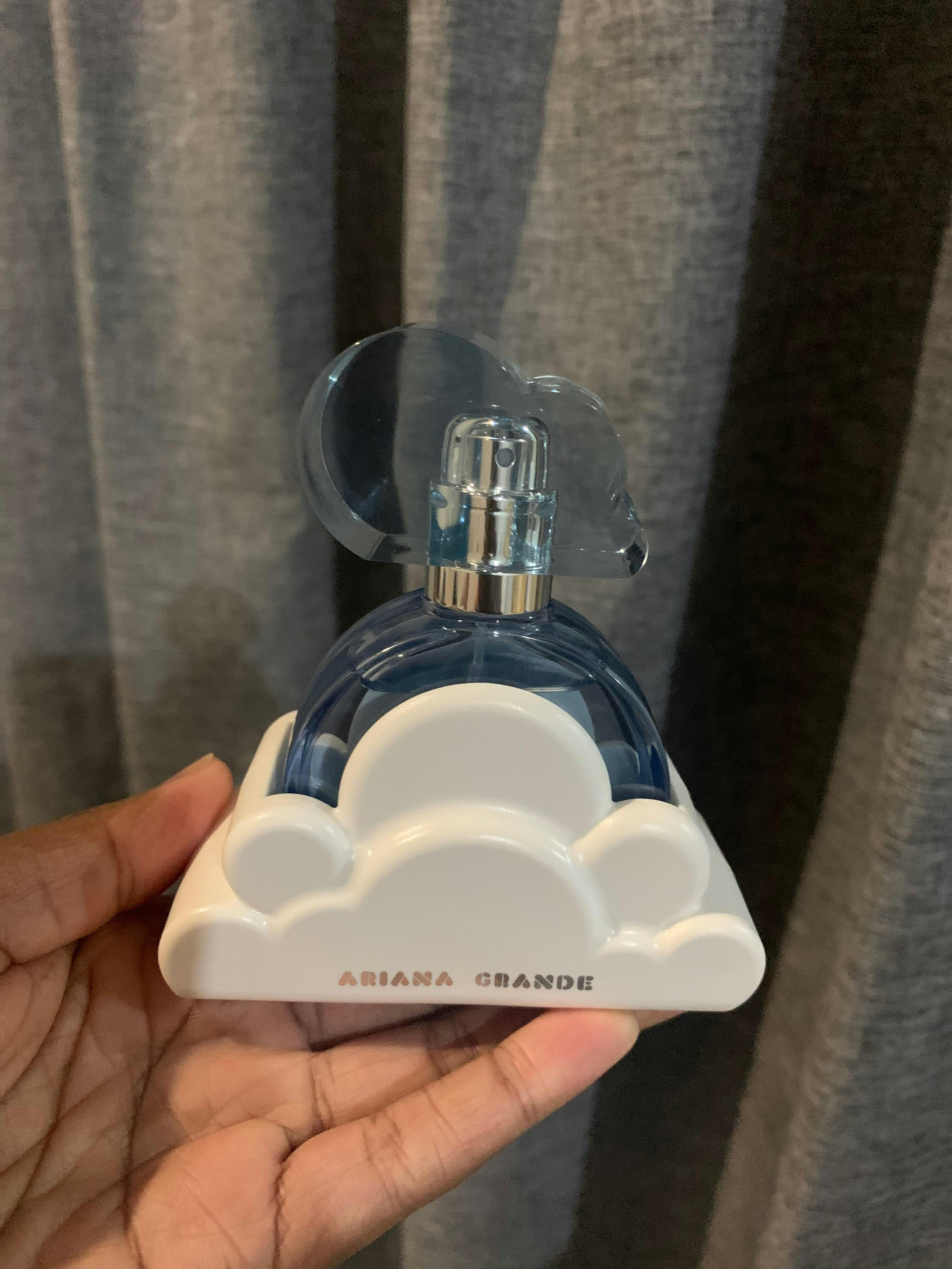 Ladies Ariana Grande Cloud Eau de Parfum – Edgars