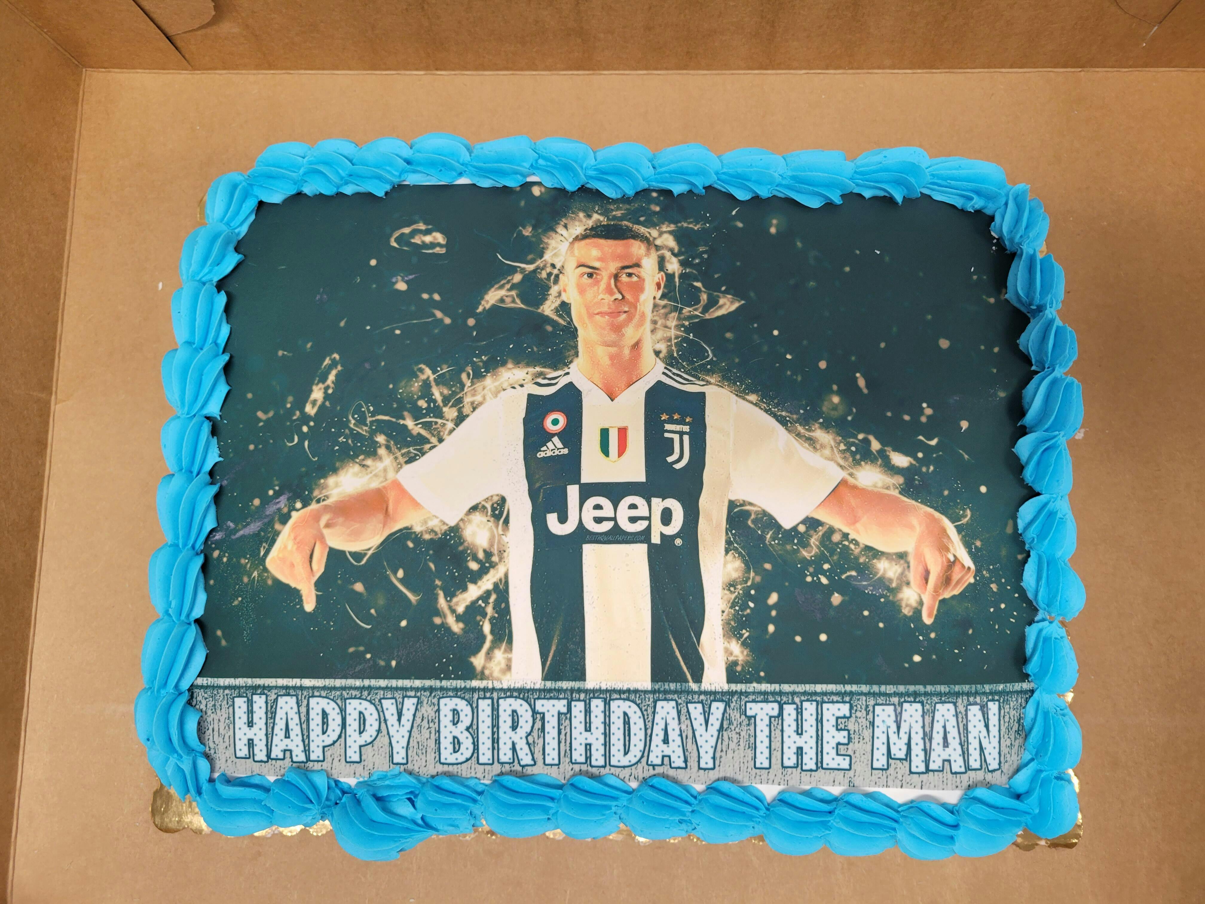 Cristiano Ronaldo CR7 Juventus Edible Cake Toppers – Edible Cake Topper ...