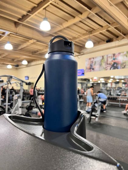 32 Oz. Navy Blue Ripple Bottle