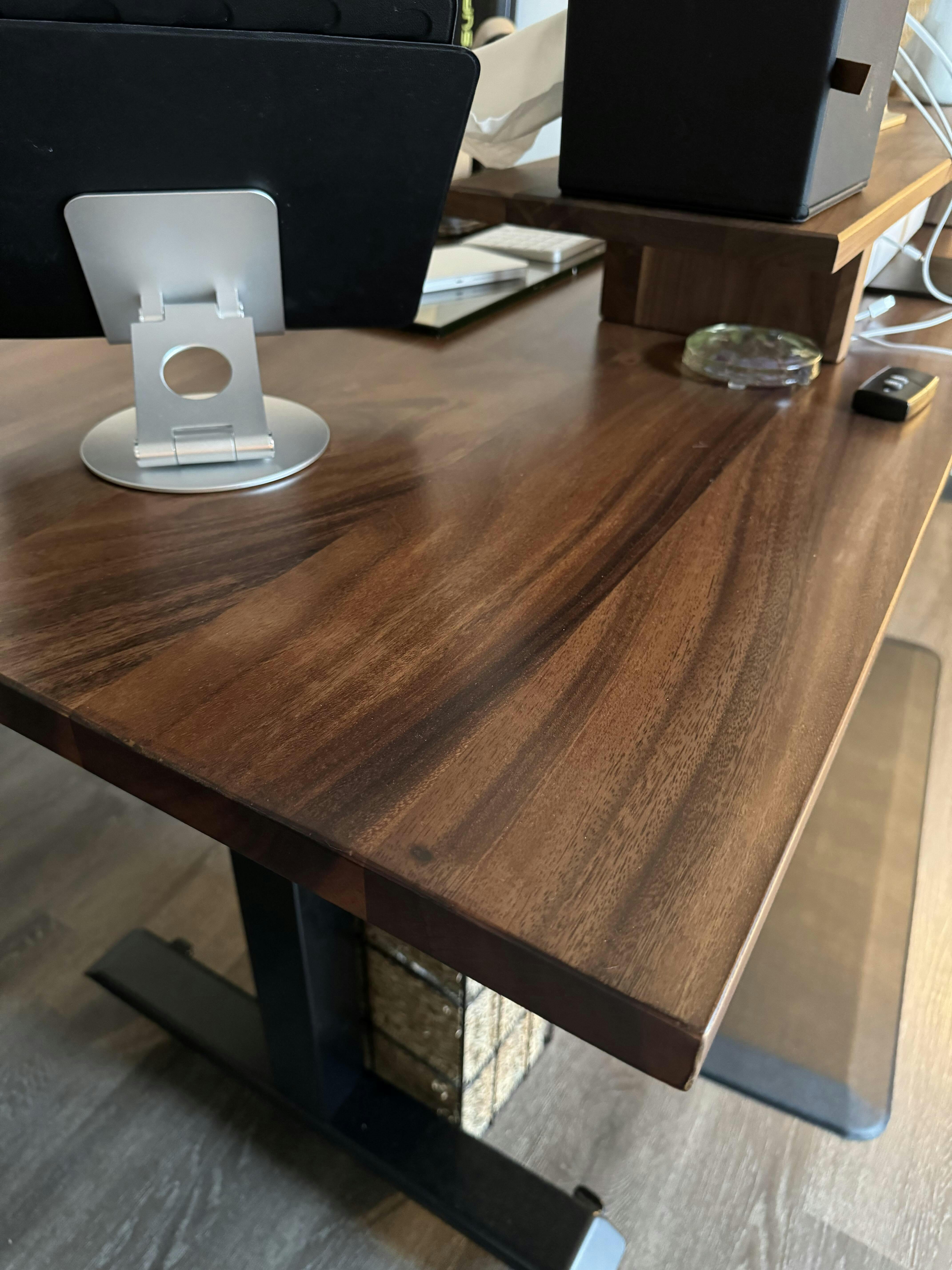 Elephant Desks Height Adjustable Live Edge Standing Desk Wavy Seri